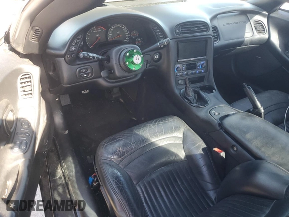 2004 Chevrolet Corvette with VIN 1G1YY22G445132598, listed as a Copart auction lot 77267244 with 140,102 mi miles and Salvage Title. Bid and sale history available at carsss.com. Image 8.