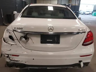 2019 Mercedes-Benz E 300 z VIN WDDZF4KB0KA595852, wystawiony jako IAAI lot #42060124 z przebiegiem 106 084 mil mil oraz . Historia ofert i sprzedaży dostępna na DreamBid. Obrazek 6.
