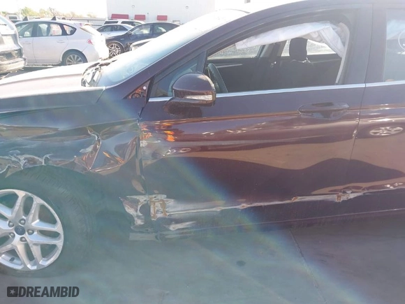 2013 Ford Fusion SE with VIN 3FA6P0H7XDR280285, listed as a IAAI auction lot 41832569 with 82,505 mi miles. Bid and sale history available at carsss.com. Image 12.