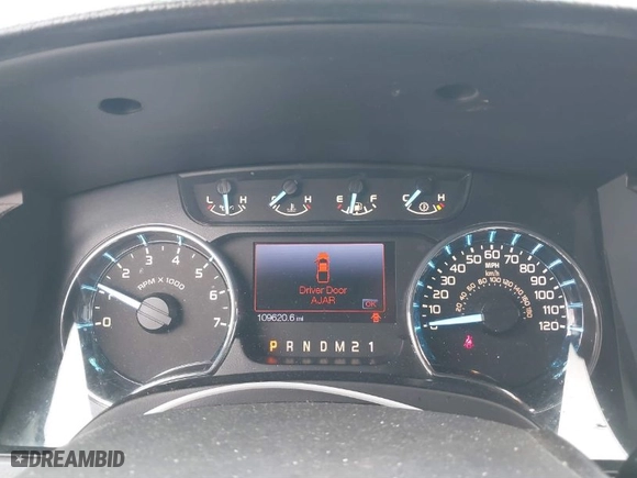 2012 Ford F-150 XL with VIN 1FTFX1CF3CFC75181, listed as a IAAI auction lot 41692368 with 109,620 mi miles. Bid and sale history available at carsss.com. Image 7.