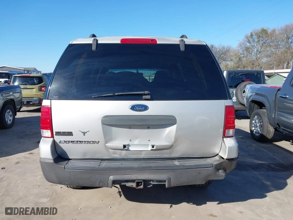 2004 Ford Expedition XLS with VIN 1FMRU13W64LB51765, listed as a IAAI auction lot 41760670 with 84,333 mi miles. Bid and sale history available at carsss.com. Image 17.