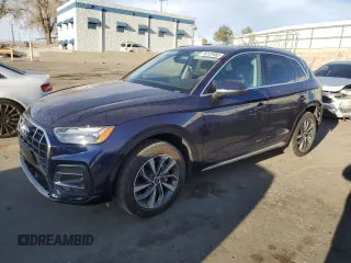 2021 Audi Q5 Premium Plus z VIN WA1BAAFY7M2059625, wystawiony jako Copart lot #50181665 z przebiegiem 45 645 mil mil oraz Szkoda całkowita • Salvage title. Historia ofert i sprzedaży dostępna na DreamBid. Obrazek 1.