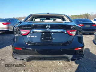 2019 Nissan Maxima Platinum z VIN 1N4AA6AV0KC379524, wystawiony jako IAAI lot #40862758 z przebiegiem 74 145 mil mil oraz . Historia ofert i sprzedaży dostępna na DreamBid. Obrazek 17.