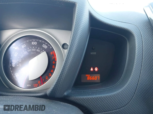 2010 Scion xD z VIN JTKKU4B4XAJ052857, wystawiony jako IAAI lot #42654516 z przebiegiem 86 607 mil mil oraz . Historia ofert i sprzedaży dostępna na DreamBid. Obrazek 7.