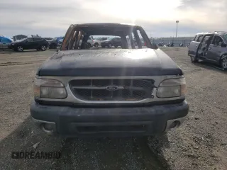 2001 Ford Explorer XLT с VIN 1FMZU63E11ZA33488, выставлен на аукционе Copart как лот 76141524 с пробегом Не указан миль и На запчасти • Non repairable. История ставок и продаж доступна на DreamBid. Изображение 5.