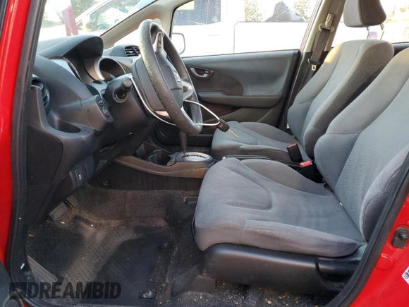 2013 Honda Fit с VIN JHMGE8H33DC016743, выставлен на аукционе Copart как лот 49598745 с пробегом 142 740 миль миль и Списание • Salvage title. История ставок и продаж доступна на DreamBid. Изображение 7.