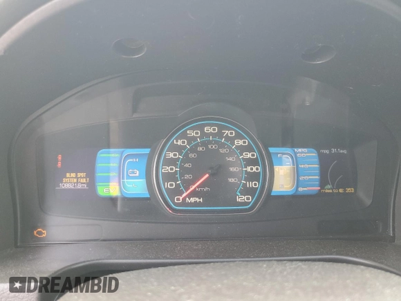 2010 Ford Fusion Hybrid with VIN 3FADP0L38AR181472, listed as a Copart auction lot 62388635 with 108,821 mi miles and Clean title. Bid and sale history available at DreamBid. Image 9.