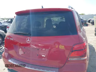 2014 Mercedes-Benz GLK 350 with VIN WDCGG5HB5EG172367, listed as a IAAI auction lot 41825568 with 33,239 mi miles and . Bid and sale history available at carsss.com. Image 16.