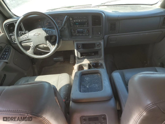2004 Chevrolet Tahoe LT with VIN 1GNEC13Z44R251044, listed as a Copart auction lot 48021795 with 202,105 mi miles and Salvage Title. Bid and sale history available at carsss.com. Image 8.