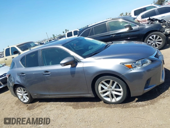 2014 Lexus CT 200h z VIN JTHKD5BH8E2190685, wystawiony jako IAAI lot #42235593 z przebiegiem 90 902 mil mil oraz . Historia ofert i sprzedaży dostępna na DreamBid. Obrazek 13.