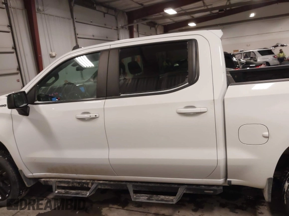 2021 Chevrolet Silverado 1500 RST with VIN 1GCUYEET9MZ438981, listed as a IAAI auction lot 41585169 with 55,785 mi miles. Bid and sale history available at carsss.com. Image 14.