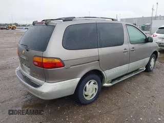 1998 Toyota Sienna LE с VIN 4T3ZF13C0WU032131, выставлен на аукционе IAAI как лот 42196782 с пробегом Не указан миль и . История ставок и продаж доступна на DreamBid. Изображение 4.