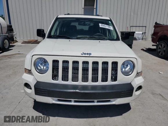 2007 Jeep Patriot Limited with VIN 1J8FT48W67D368700, listed as a Copart auction lot 49451105 with 177,783 mi miles and Salvage title. Bid and sale history available at DreamBid. Image 5.