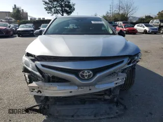 2020 Toyota Camry SE with VIN 4T1G11AK2LU322195, listed as a Copart auction lot 48366355 with 93,451 mi miles and Salvage Title. Bid and sale history available at carsss.com. Image 5.