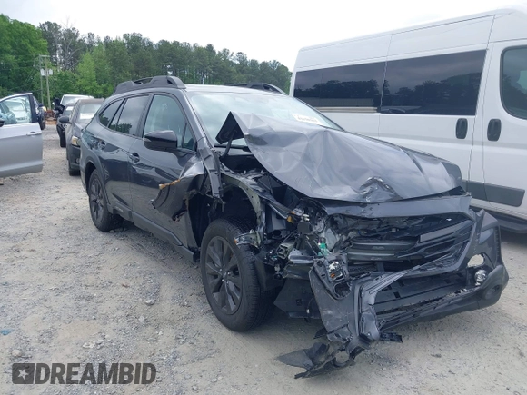 2025 Subaru Outback Onyx z VIN 4S4BTALC2S3182941, wystawiony jako IAAI lot #42150584 z przebiegiem Nie podano mil oraz . Historia ofert i sprzedaży dostępna na DreamBid. Obrazek 1.