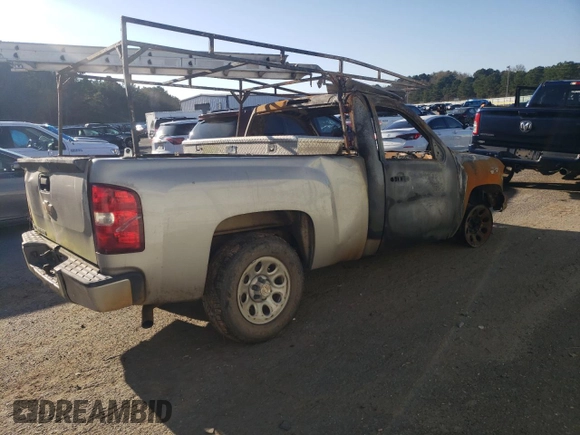 2008 Chevrolet Silverado 1500 Work Truck with VIN 1GCEC14X38Z302268, listed as a Copart auction lot 87200414 with 0 mi miles and Salvage Title. Bid and sale history available at carsss.com. Image 3.