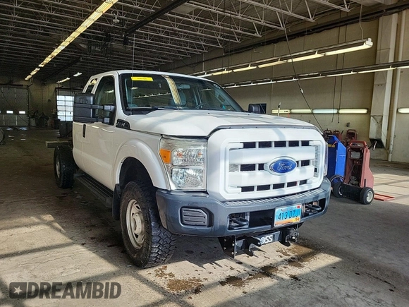 2015 Ford F-350 z VIN 1FD7X3B63FED45155, wystawiony jako IAAI lot #42381547 z przebiegiem 96 123 mil mil oraz . Historia ofert i sprzedaży dostępna na DreamBid. Obrazek 31.