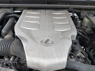 2014 Lexus GX with VIN JTJBM7FX0E5069997, listed as a IAAI auction lot 42076860 with 122,800 mi miles. Bid and sale history available at carsss.com. Image 10.