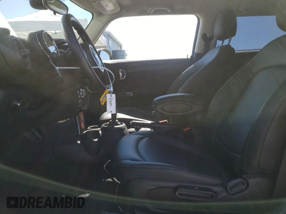 2020 MINI Hardtop Cooper with VIN WMWXR3C02L2M26554, listed as a Copart auction lot 64797225 with 35,180 mi miles and Salvage title. Bid and sale history available at DreamBid. Image 7.