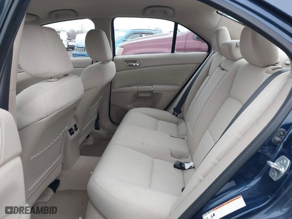 2011 Suzuki Kizashi SE with VIN JS2RF9A32B6111089, listed as a IAAI auction lot 41157441 with 139,180 mi miles. Bid and sale history available at carsss.com. Image 8.