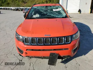 2019 Jeep Compass Sport с VIN 3C4NJDAB6KT724484, выставлен на аукционе Copart как лот 72231114 с пробегом 33 600 миль миль и Списание • Salvage title. История ставок и продаж доступна на DreamBid. Изображение 5.