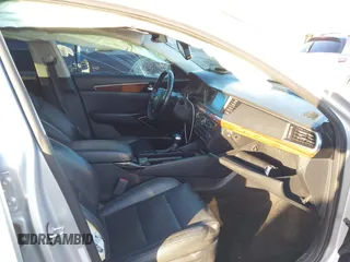2017 Kia Cadenza Limited with VIN KNALC4J14H5090560, listed as a IAAI auction lot 41133962 with 108,113 mi miles. Bid and sale history available at carsss.com. Image 5.