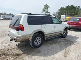 2000 Mitsubishi Montero Sport LS with VIN JA4LS31H3YP019510, listed as a IAAI auction lot 41795000 with 1 mi miles. Bid and sale history available at carsss.com. Image 4.