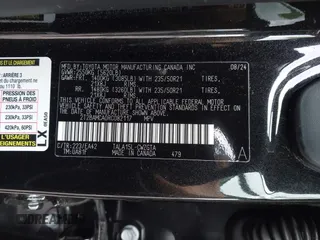 2024 Lexus RX 350 z VIN 2T2BAMCA0RC082117, wystawiony jako IAAI lot #42008294 z przebiegiem 6 576 mil mil oraz . Historia ofert i sprzedaży dostępna na DreamBid. Obrazek 9.