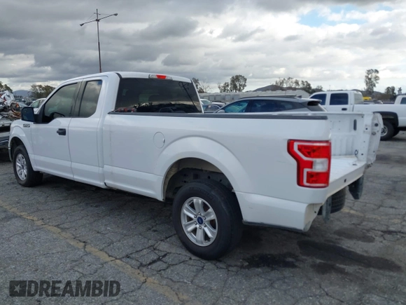 2018 Ford F-150 XL z VIN 1FTEX1C58JKF59560, wystawiony jako IAAI lot #41588032 z przebiegiem 138 858 mil mil oraz . Historia ofert i sprzedaży dostępna na DreamBid. Obrazek 3.