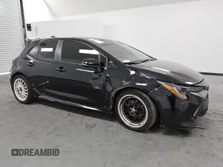 2020 Toyota Corolla Hatchback SE with VIN JTND4RBEXL3091540, listed as a Copart auction lot 71371204 with 106,199 mi miles and Clean Title. Bid and sale history available at carsss.com. Image 4.