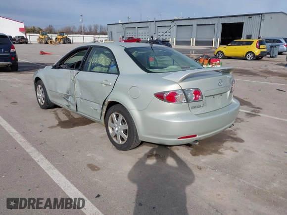 2006 Mazda 6 i with VIN 1YVFP80C665M21354, listed as a IAAI auction lot 41698565 with 155,313 mi miles. Bid and sale history available at carsss.com. Image 3.