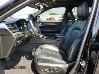 2022 Jeep Grand Cherokee Overland z VIN 1C4RJJDG3N8582038, wystawiony jako Copart lot #51272605 z przebiegiem 58 155 mil mil oraz Szkoda całkowita • Salvage title. Historia ofert i sprzedaży dostępna na DreamBid. Obrazek 7.