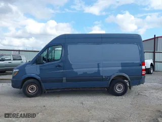2018 Mercedes-Benz Sprinter Cargo Van Worker with VIN WD3PE7CD7JP637865, listed as a IAAI auction lot 41027131 with 112,009 mi miles. Bid and sale history available at carsss.com. Image 15.