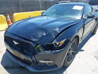 2015 Ford Mustang EcoBoost z VIN 1FA6P8TH6F5382719, wystawiony jako IAAI lot #42316250 z przebiegiem 119 412 mil mil oraz . Historia ofert i sprzedaży dostępna na DreamBid. Obrazek 6.