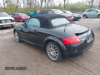 2001 Audi TT z VIN TRUTX28N311033578, wystawiony jako IAAI lot #41965945 z przebiegiem 168 867 mil mil oraz . Historia ofert i sprzedaży dostępna na DreamBid. Obrazek 3.