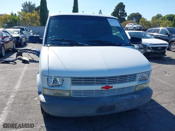 2004 Chevrolet Astro Cargo Van with VIN 1GCDM19X14B104664, listed as a IAAI auction lot 40177716 with NaN miles. Bid and sale history available at carsss.com. Image 11.