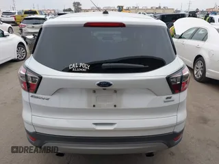 2017 Ford Escape SE with VIN 1FMCU0GD6HUC27154, listed as a IAAI auction lot 42172576 with 133,261 mi miles and . Bid and sale history available at carsss.com. Image 17.
