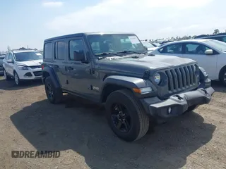 2020 Jeep Wrangler Unlimited Sport S z VIN 1C4HJXDN2LW261730, wystawiony jako IAAI lot #42034942 z przebiegiem 61 465 mil mil oraz . Historia ofert i sprzedaży dostępna na DreamBid. Obrazek 1.