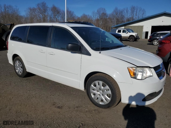 2014 Dodge Grand Caravan SE with VIN 2C4RDGBGXER279212, listed as a Copart auction lot 52790285 with 136,596 mi miles and Clean Title. Bid and sale history available at carsss.com. Image 4.