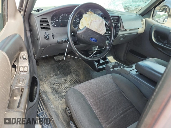 2002 Ford Ranger XL Fleet with VIN 1FTZR45E22PA53771, listed as a Copart auction lot 59561425 with 134,977 mi miles and Salvage title. Bid and sale history available at DreamBid. Image 8.