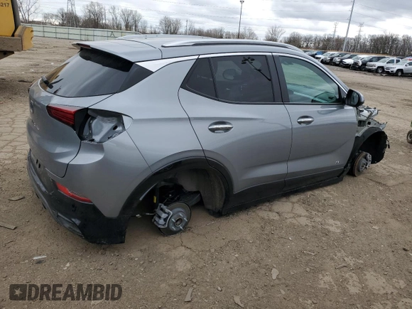 2025 Buick Encore GX Sport Touring с VIN KL4AMDSL9SB012043, выставлен на аукционе Copart как лот 53278345 с пробегом Не указан миль и Списание • Salvage title. История ставок и продаж доступна на DreamBid. Изображение 3.