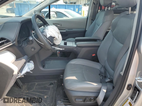 2022 Toyota Sienna Limited with VIN 5TDZRKEC4NS129438, listed as a Copart auction lot 59121405 with 42,756 mi miles and Salvage title. Bid and sale history available at DreamBid. Image 7.