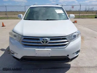 2011 Toyota Highlander Limited with VIN 5TDYK3EH4BS049750, listed as a IAAI auction lot 41787928 with 1 mi miles. Bid and sale history available at carsss.com. Image 10.