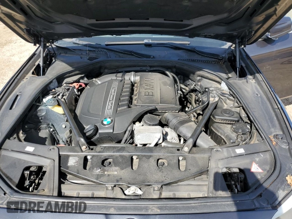 2013 BMW 5 Series 535i xDrive with VIN WBAFU7C54DDU71501, listed as a Copart auction lot 48206915 with 121,208 mi miles and Salvage Title. Bid and sale history available at carsss.com. Image 12.