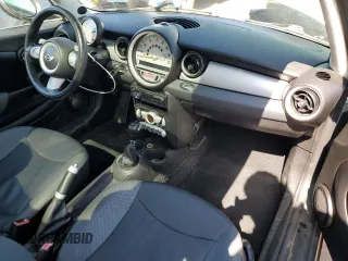 2008 MINI Hardtop with VIN WMWMF33558TT66729, listed as a Copart auction lot 51153645 with 127,357 mi miles and Salvage Title. Bid and sale history available at DreamBid. Image 8.