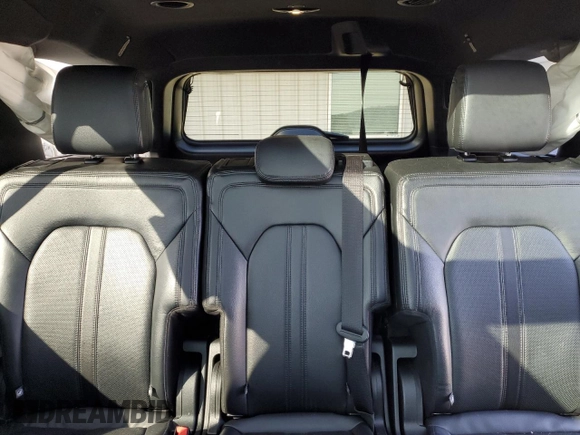 2018 Ford Expedition Limited with VIN 1FMJU2AT4JEA33242, listed as a Copart auction lot 49076415 with 138,163 mi miles and Non repairable. Bid and sale history available at DreamBid. Image 10.