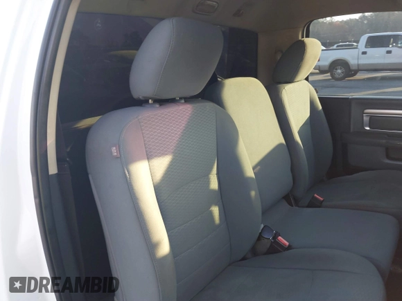 2018 Ram 1500 Tradesman with VIN 3C6JR6DG6JG157833, listed as a IAAI auction lot 41794118 with 205,186 mi miles and . Bid and sale history available at DreamBid. Image 8.