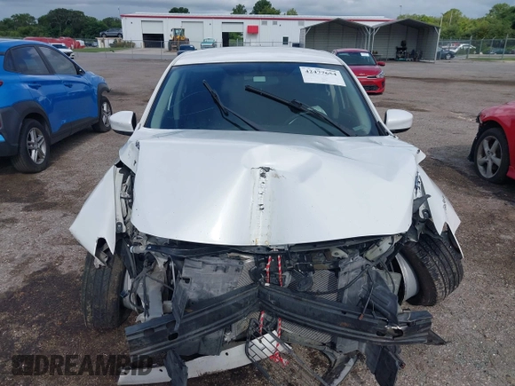 2014 Nissan Sentra SV with VIN 3N1AB7AP7EL635815, listed as a IAAI auction lot 42477654 with 182,596 mi miles and . Bid and sale history available at DreamBid. Image 12.