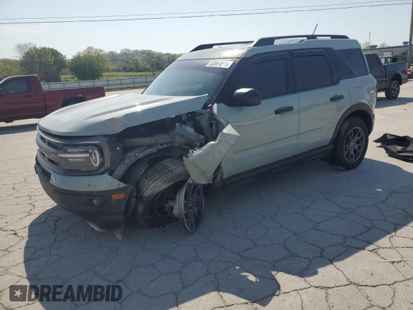 2022 Ford Bronco Sport Big Bend z VIN 3FMCR9B64NRE04995, wystawiony jako Copart lot #53064825 z przebiegiem 32 739 mil mil oraz Czysty tytuł • Clean title. Historia ofert i sprzedaży dostępna na DreamBid. Obrazek 1.