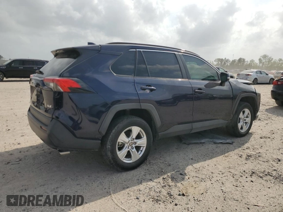 2021 Toyota RAV4 XLE with VIN 2T3W1RFV7MW133029, listed as a Copart auction lot 51969635 with 42,492 mi miles and Salvage Title. Bid and sale history available at carsss.com. Image 3.